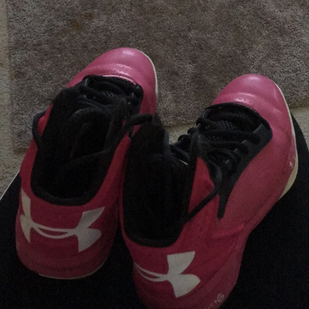 Under armor basketball shoes